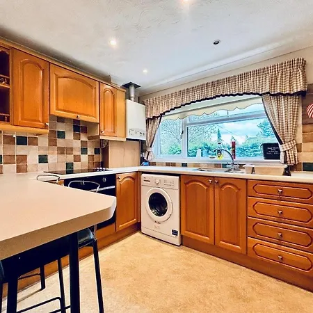 Eejs Cozy 2-Bedroom Apartment In Nailsea Exterior photo